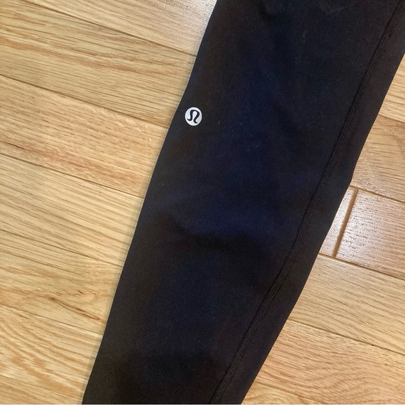 LULULEMON Speed Up Tight Legging Pockets Black Size 4 Tall - Picture 10 of 16